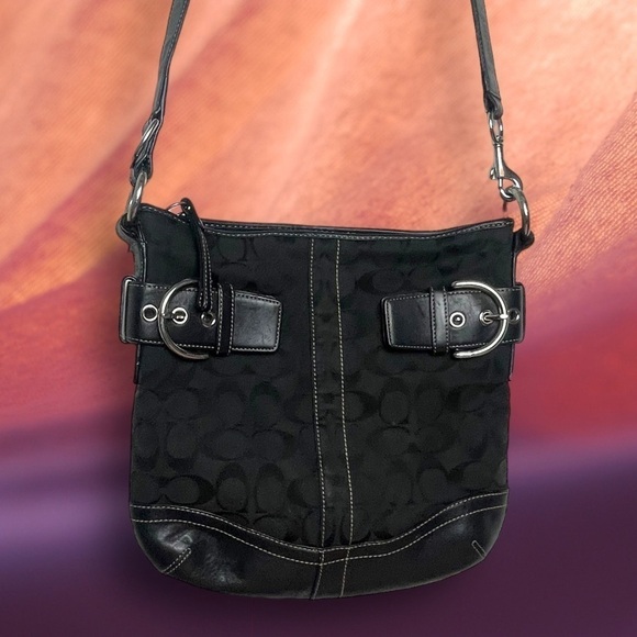 Authentic Coach Signature Black Jacquard Duffle Shoulder Bag - Picture 4 of 16